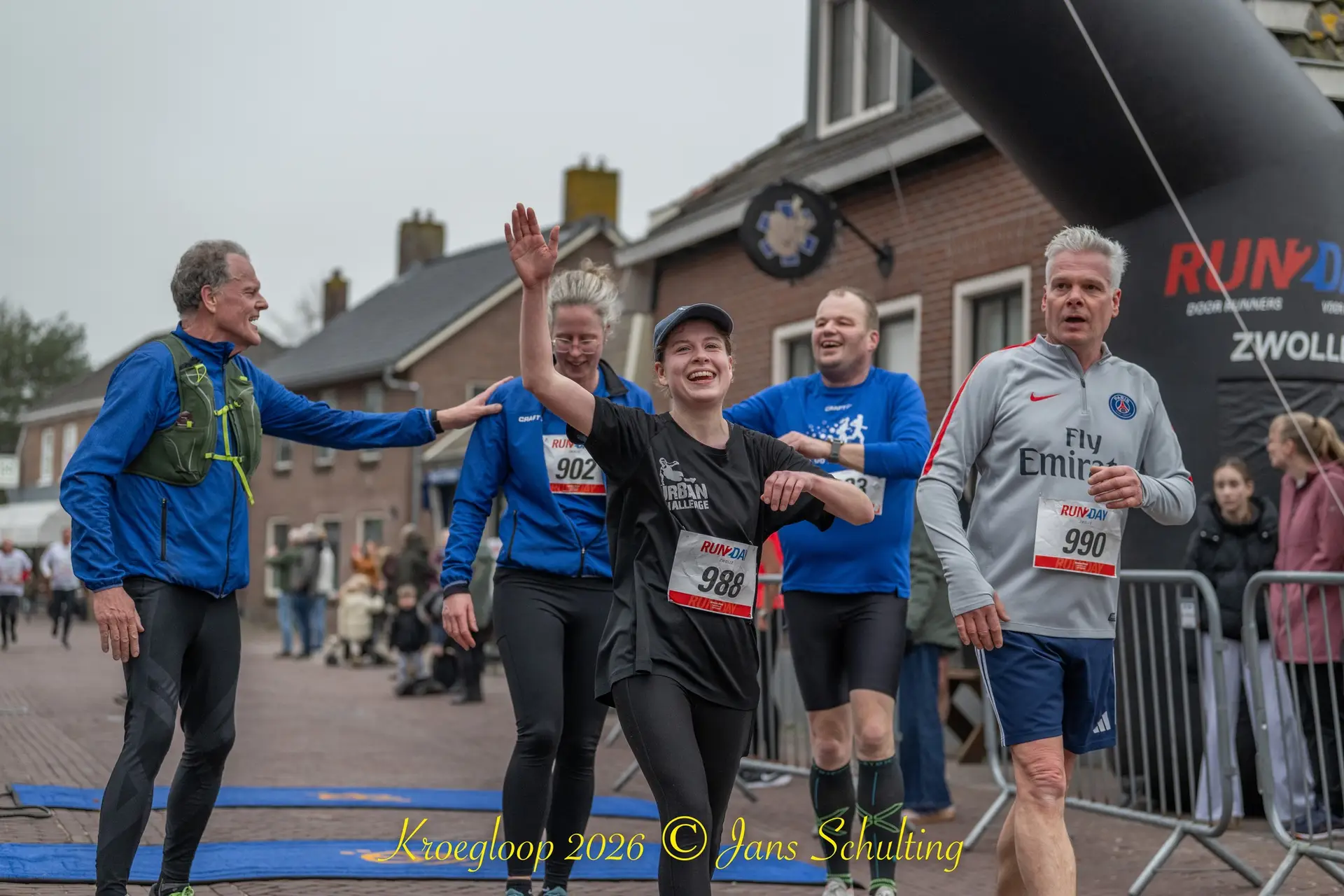 Deelnemers aan de Kroeg tot Kroegloop